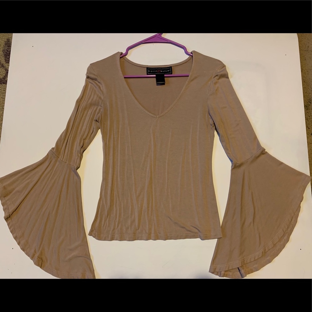 flowy wrist beige shirt